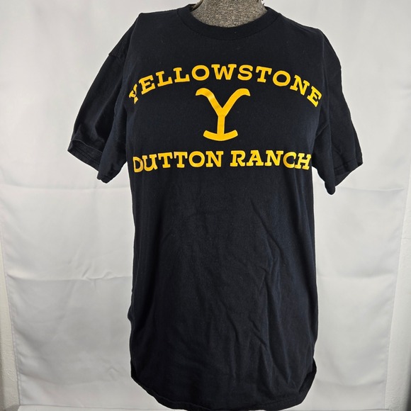 Yellowstone Dutton Ranch Graphic Tee Black Cotton T-Shirt TV Show M Western Cool - Picture 1 of 7